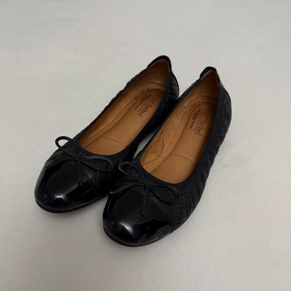 EUC Josef Seibel quilted leather ballerina flats